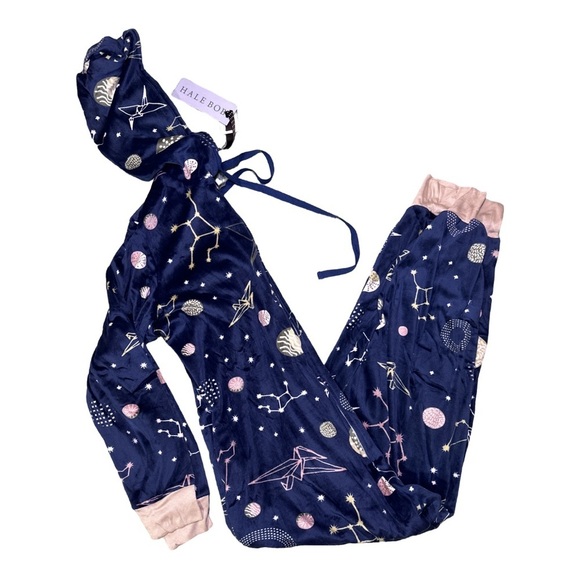 Hale Bob NWT Galaxy Hooded One Piece Pajama Jumpsuit Medium Star Constellation - Picture 2 of 3